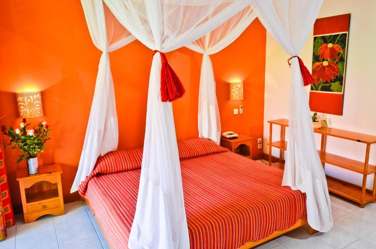 La Croix Du Sud Hotel Tolagnaro ภายนอก รูปภาพ